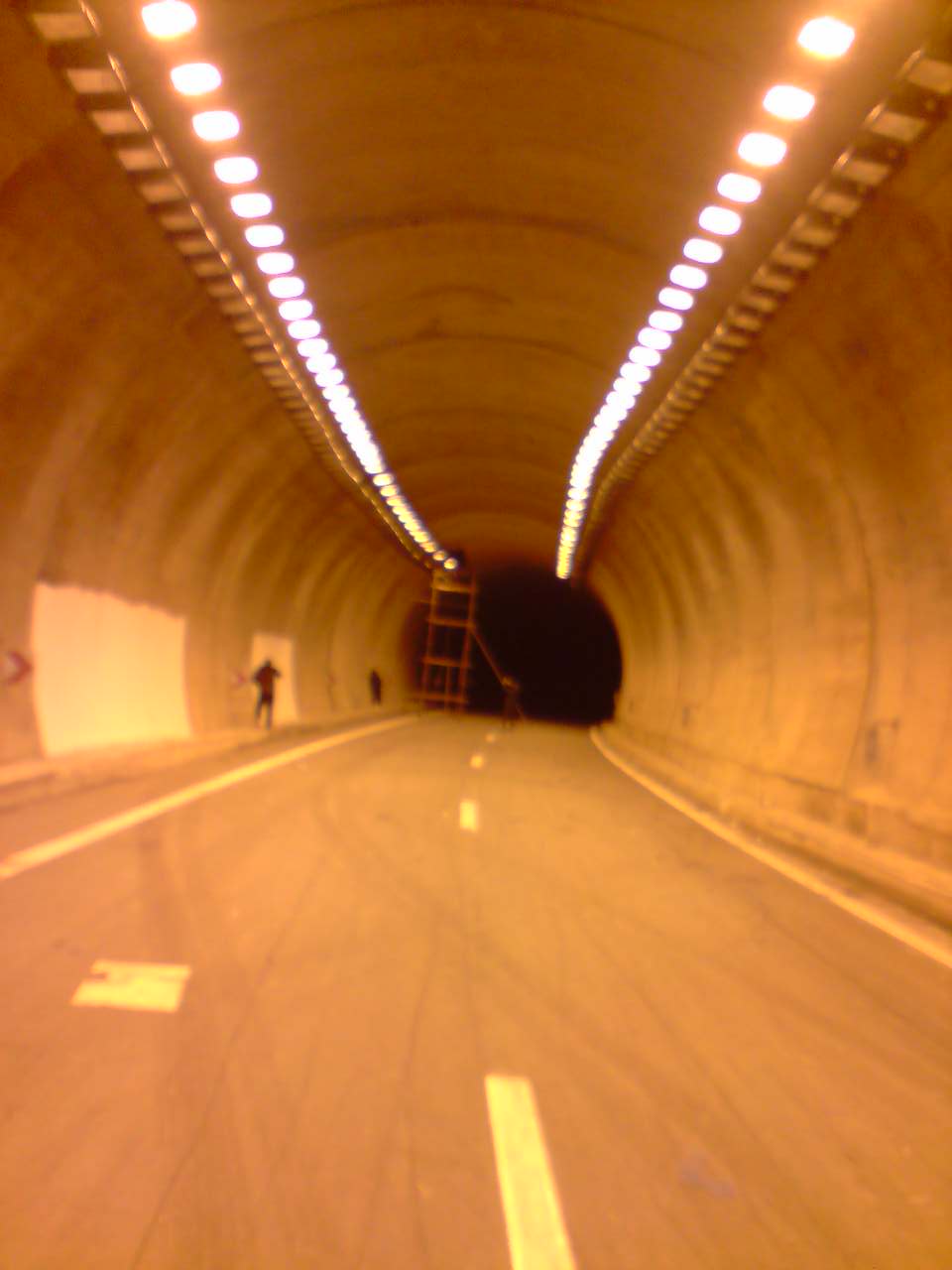 Tunel